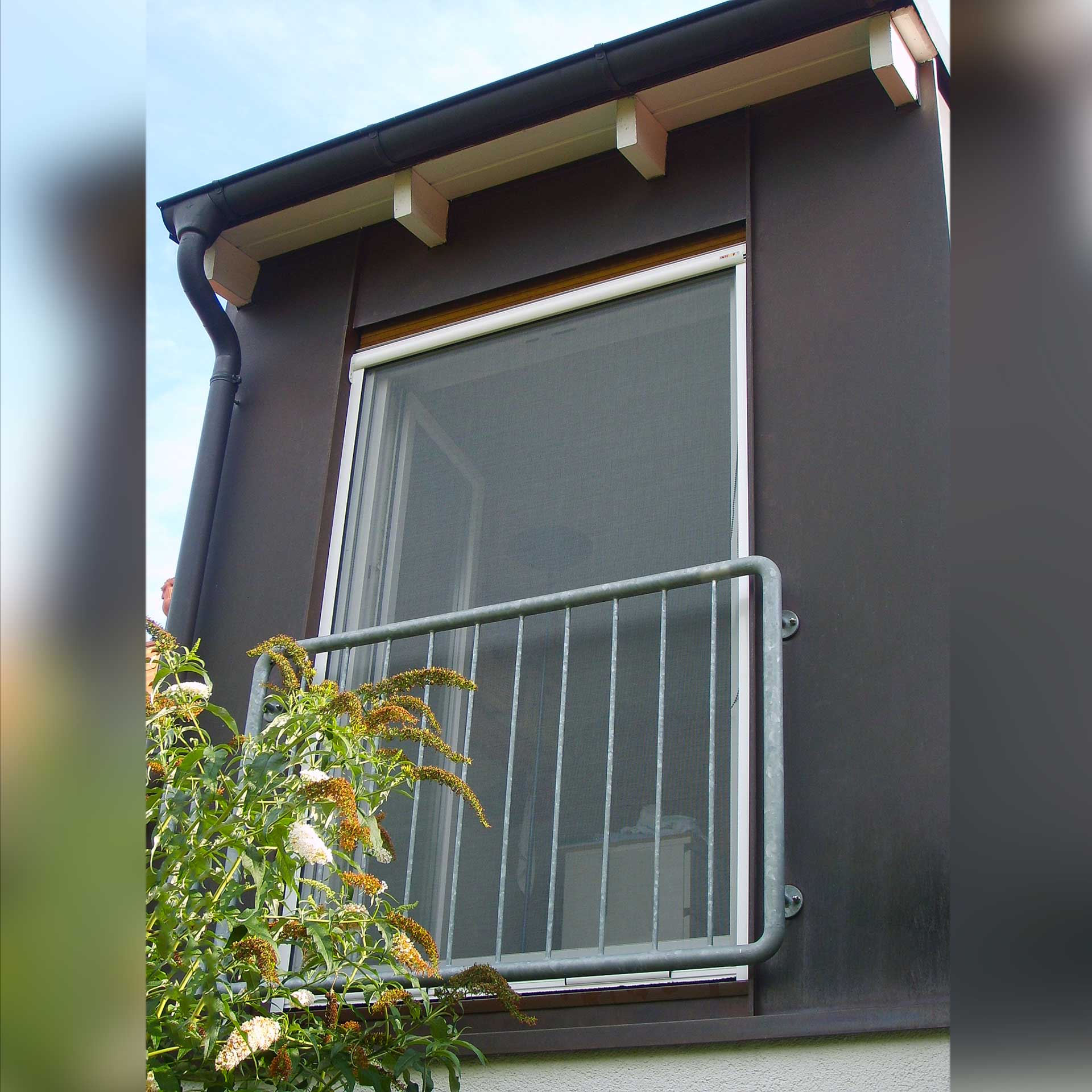 Insektenschutzrollo, auch für sehr breite bodentiefe Fenster