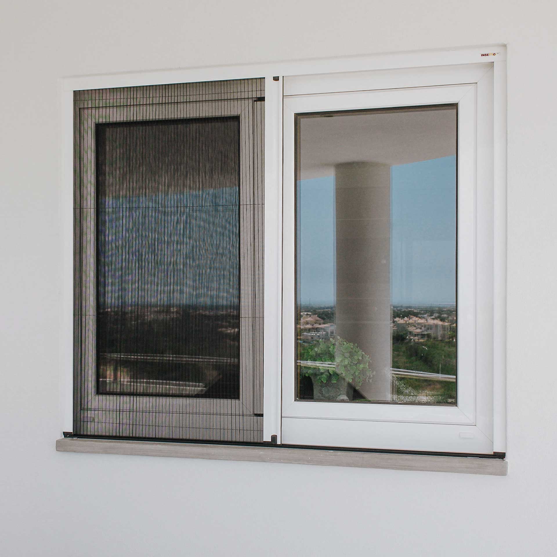 Fliegengitter-Rahmen  für Fenster mit überstehendem